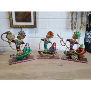 Traditional Musicians (Assorted Colours and Instruments)