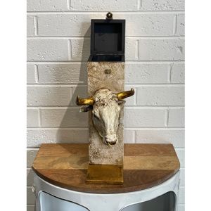 Resin White Bull Wine Case